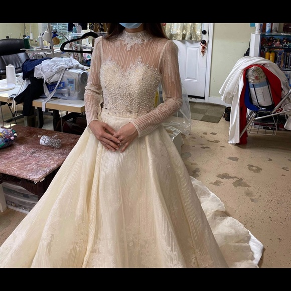 Wedding dress ivory size 0, 2 - Picture 2 of 3